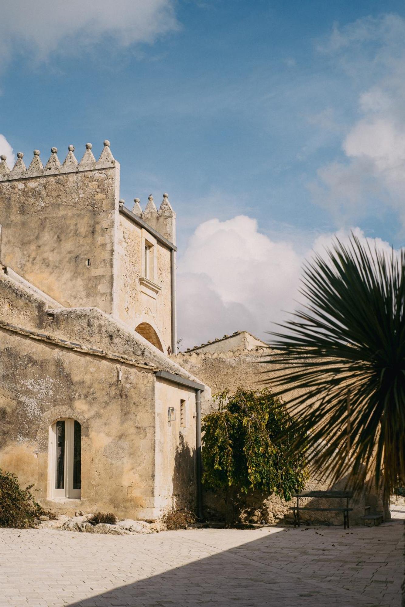 Villa Dimora Delle Balze à Noto Extérieur photo